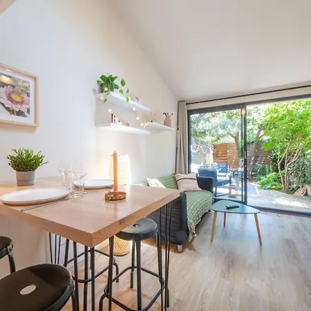 Le Cocon I - Private Garden Terrace With Parking 公寓 *